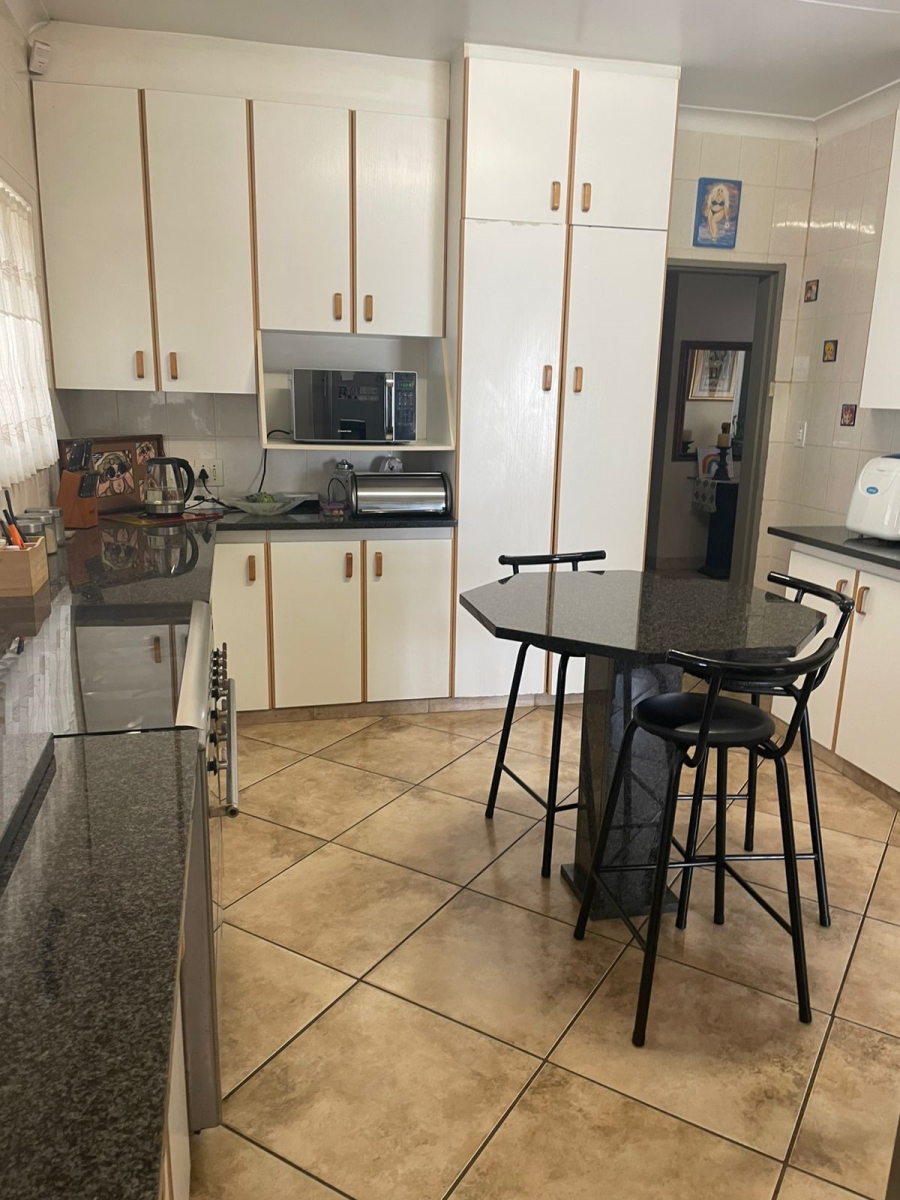 3 Bedroom Property for Sale in Witpoortjie Gauteng