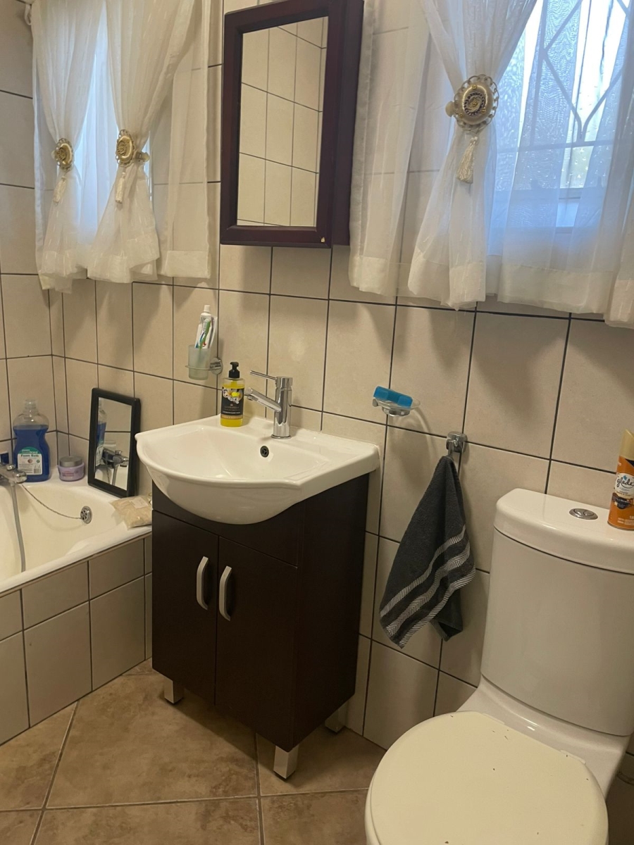 3 Bedroom Property for Sale in Witpoortjie Gauteng