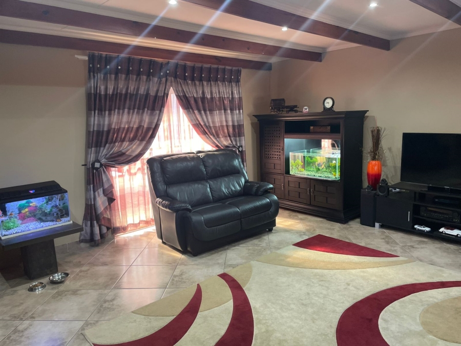 3 Bedroom Property for Sale in Witpoortjie Gauteng