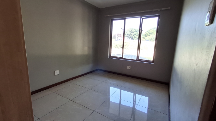 2 Bedroom Property for Sale in Montana Tuine Gauteng