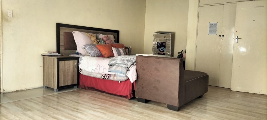 4 Bedroom Property for Sale in Randgate Gauteng