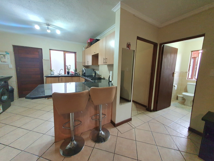 2 Bedroom Property for Sale in Montana Tuine Gauteng