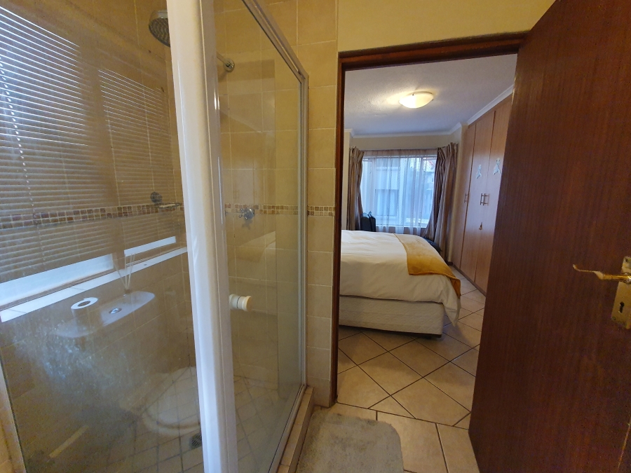 2 Bedroom Property for Sale in Montana Tuine Gauteng