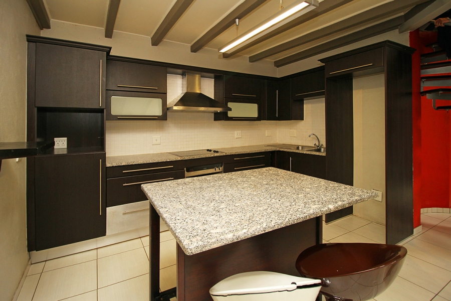To Let 2 Bedroom Property for Rent in Kensington Gauteng