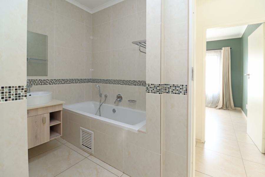 1 Bedroom Property for Sale in Randpark Ridge Gauteng