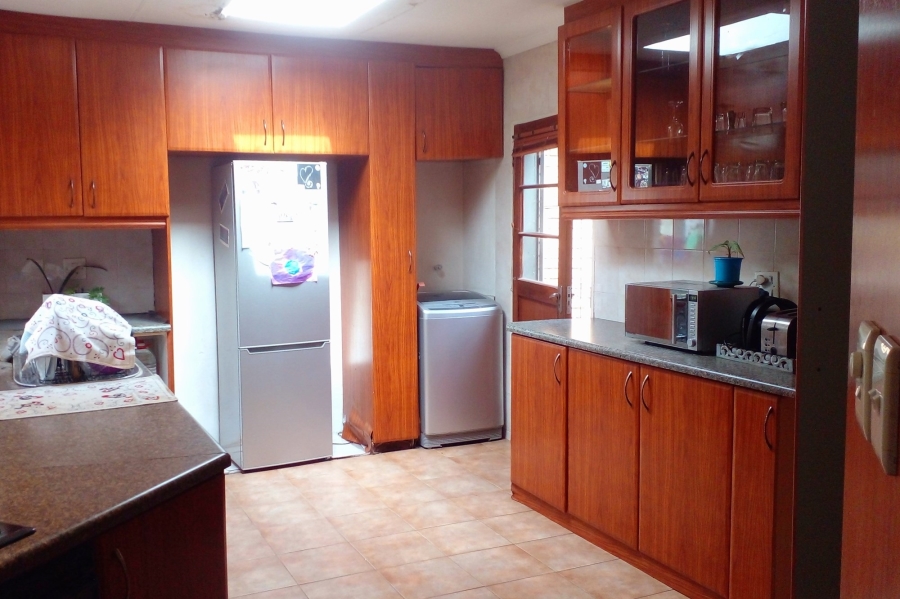 4 Bedroom Property for Sale in Radiokop Gauteng