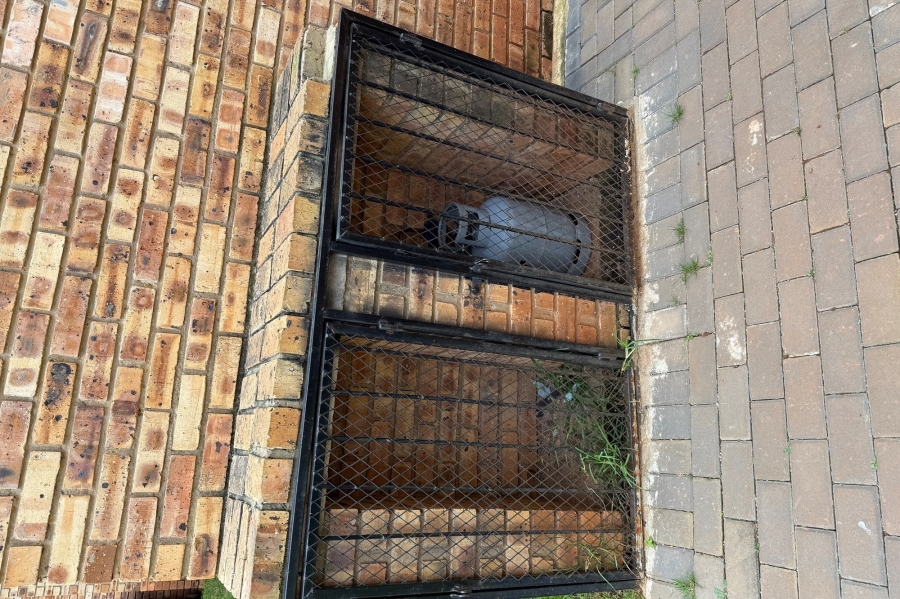 3 Bedroom Property for Sale in Princess A H Gauteng