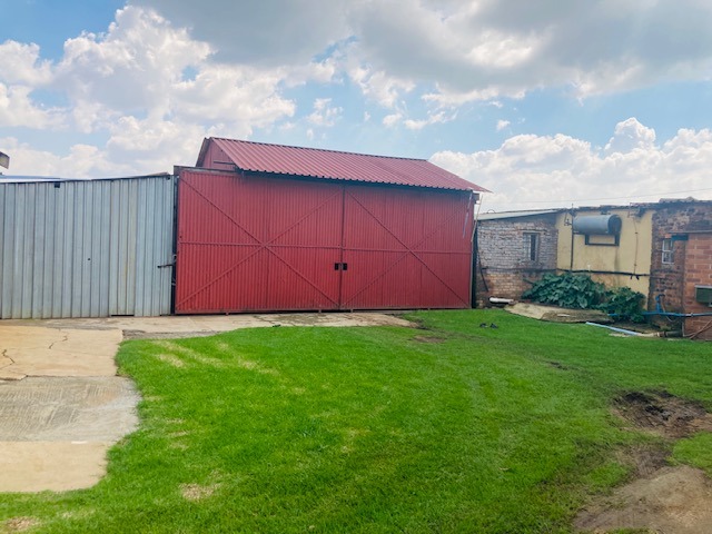 8 Bedroom Property for Sale in Withok Estate Gauteng
