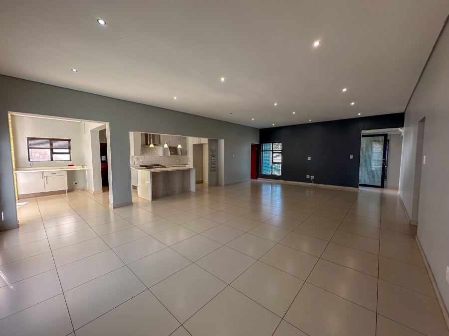 4 Bedroom Property for Sale in Midstream Ridge Gauteng