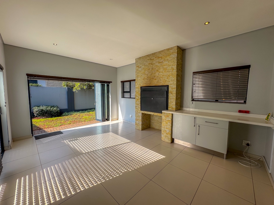 4 Bedroom Property for Sale in Midstream Ridge Gauteng