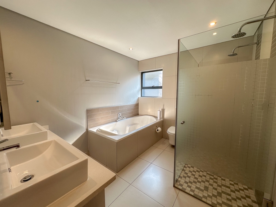 4 Bedroom Property for Sale in Midstream Ridge Gauteng