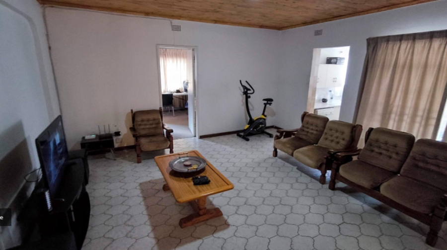4 Bedroom Property for Sale in Brackenhurst Gauteng
