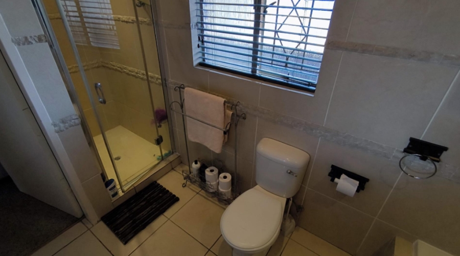 4 Bedroom Property for Sale in Brackenhurst Gauteng
