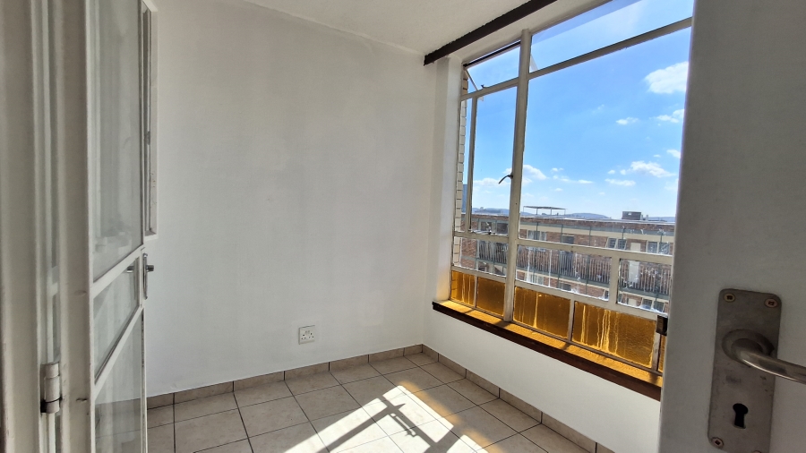 2 Bedroom Property for Sale in Sunnyside Gauteng
