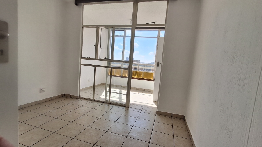 2 Bedroom Property for Sale in Sunnyside Gauteng