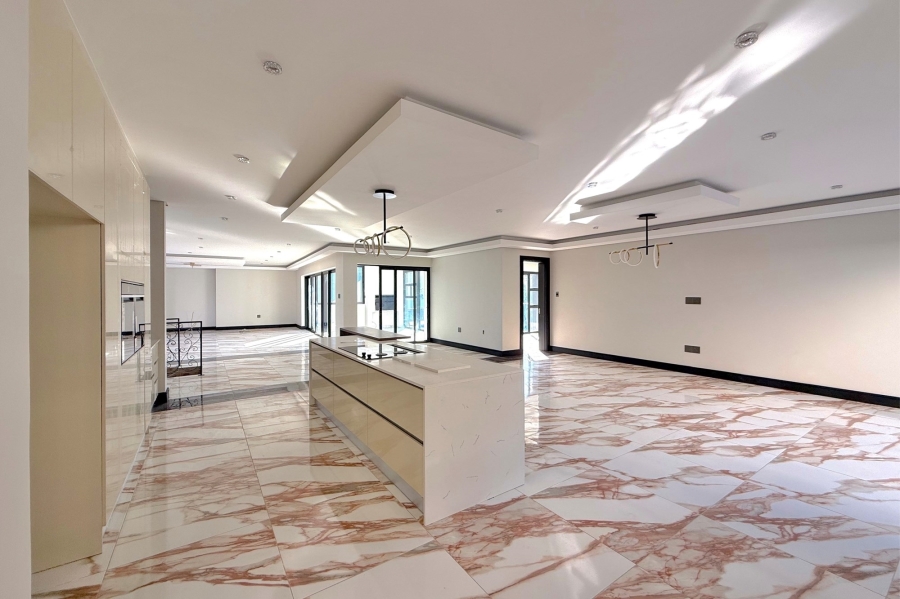 To Let 4 Bedroom Property for Rent in Fourways Gauteng
