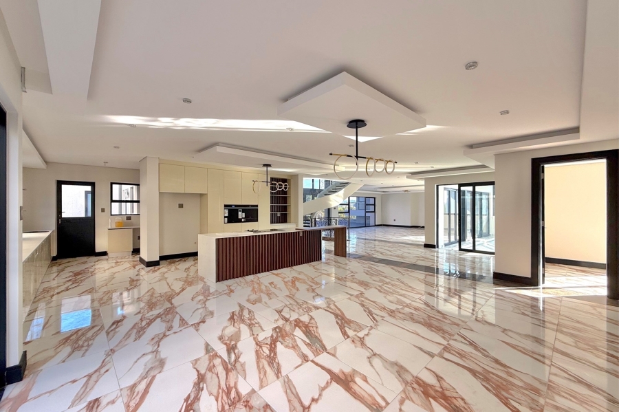 To Let 4 Bedroom Property for Rent in Fourways Gauteng