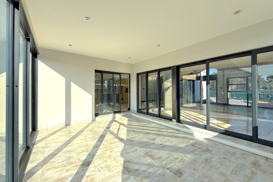 To Let 4 Bedroom Property for Rent in Fourways Gauteng