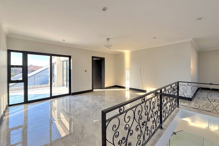 To Let 4 Bedroom Property for Rent in Fourways Gauteng