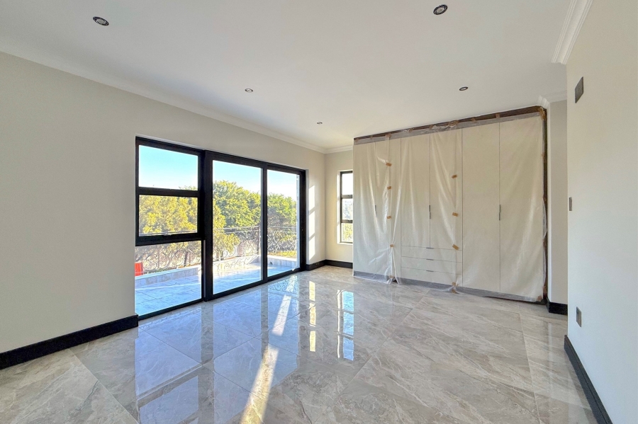 To Let 4 Bedroom Property for Rent in Fourways Gauteng