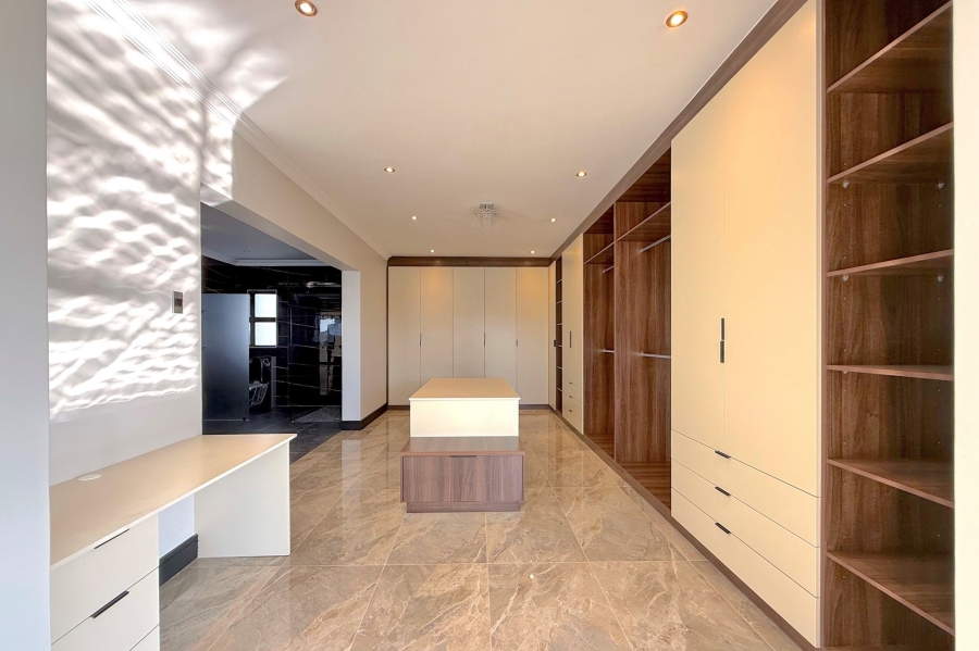 To Let 4 Bedroom Property for Rent in Fourways Gauteng