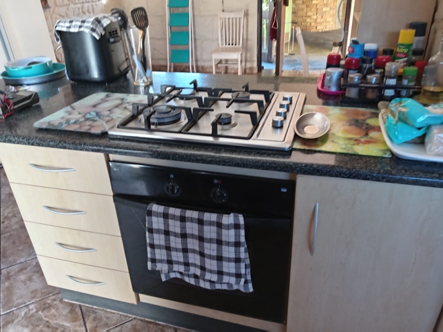 4 Bedroom Property for Sale in Witpoortjie Gauteng