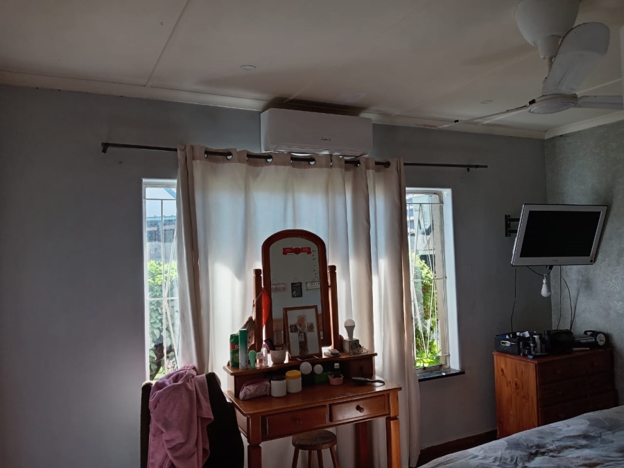 4 Bedroom Property for Sale in Witpoortjie Gauteng