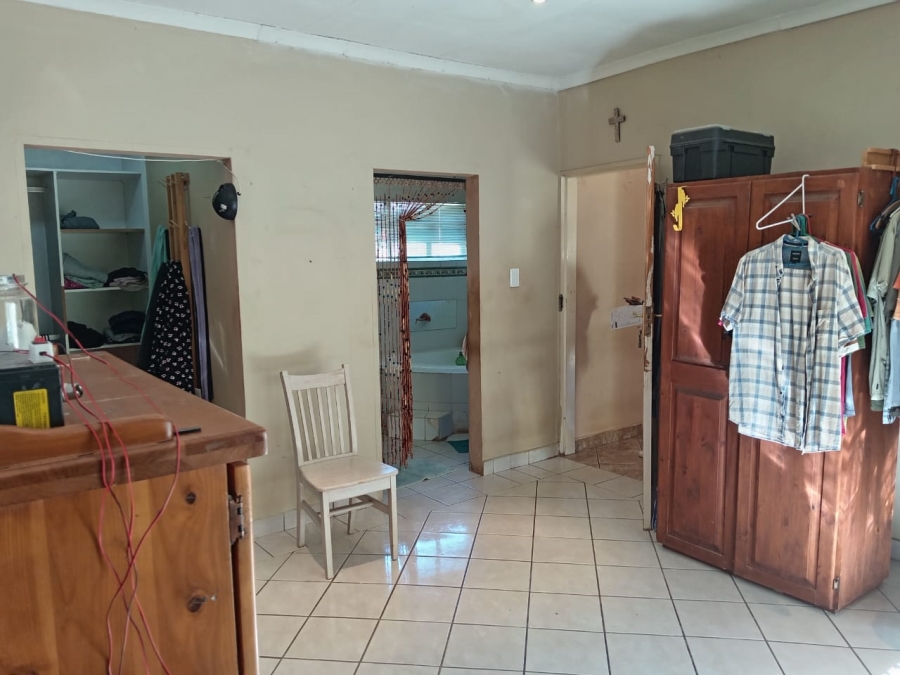 4 Bedroom Property for Sale in Witpoortjie Gauteng