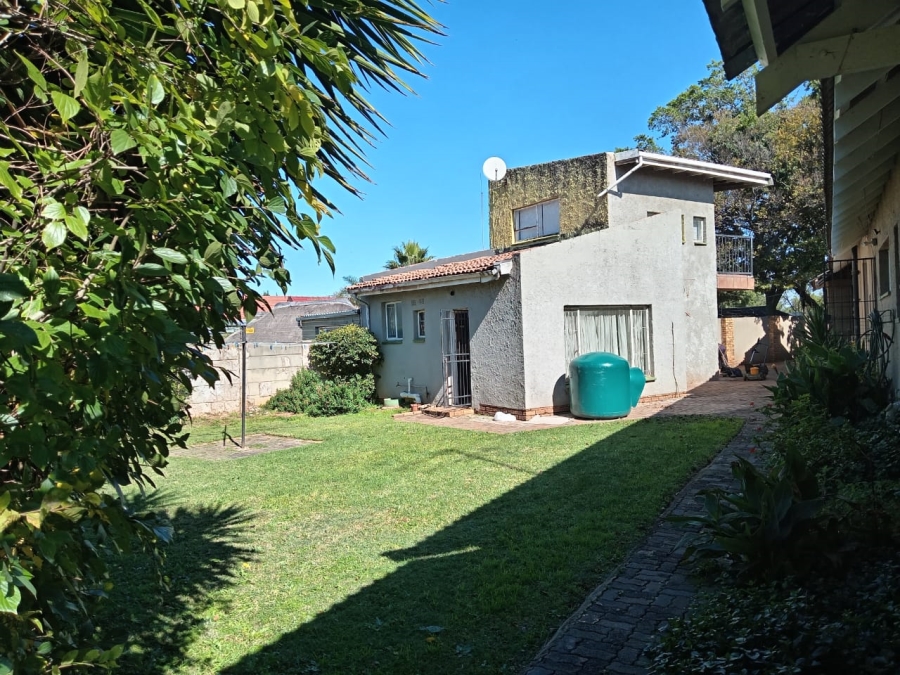 4 Bedroom Property for Sale in Witpoortjie Gauteng