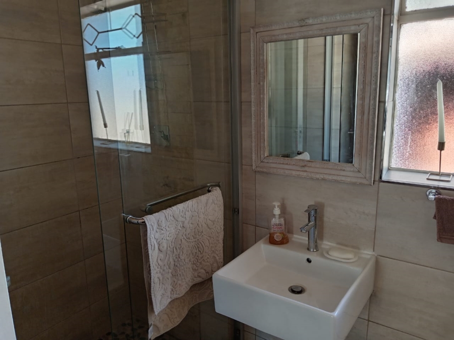 4 Bedroom Property for Sale in Witpoortjie Gauteng