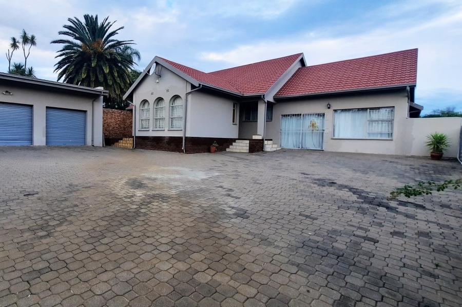 3 Bedroom Property for Sale in Birchleigh North Gauteng
