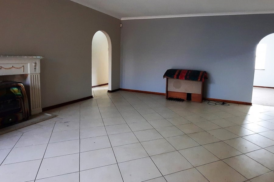 3 Bedroom Property for Sale in Birchleigh North Gauteng