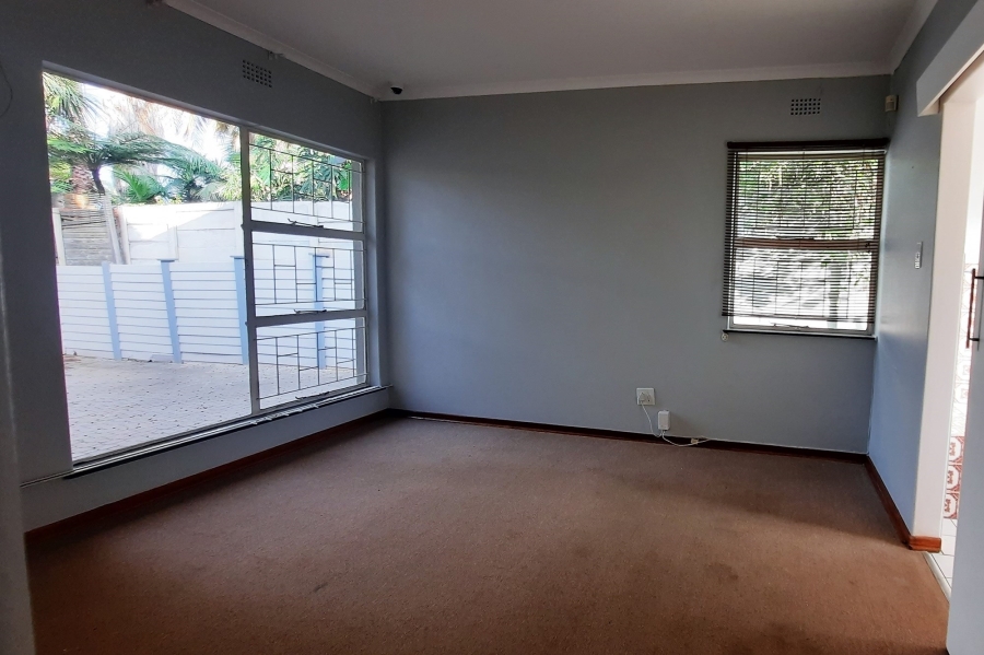 3 Bedroom Property for Sale in Birchleigh North Gauteng