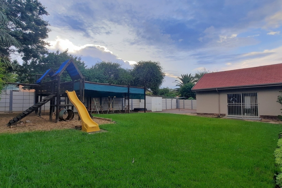 3 Bedroom Property for Sale in Birchleigh North Gauteng