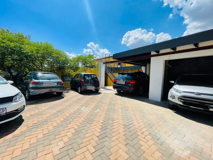 To Let 1 Bedroom Property for Rent in Brackendowns Gauteng