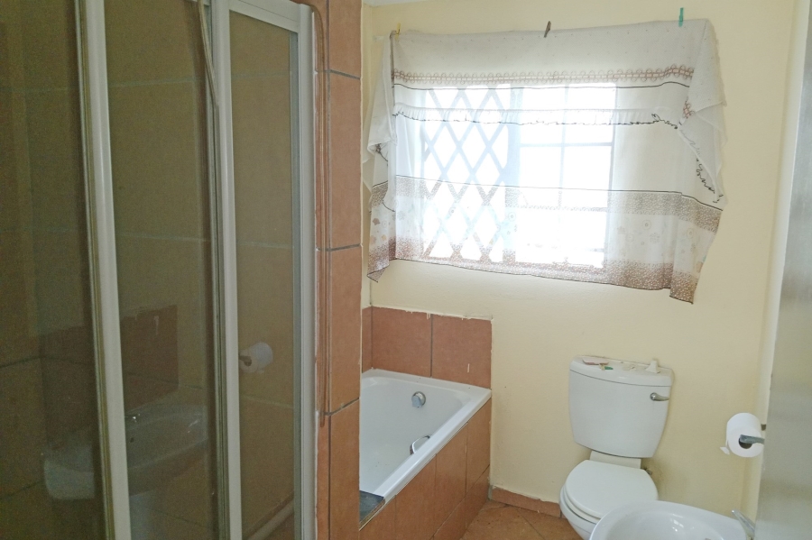 To Let 3 Bedroom Property for Rent in The Orchards Gauteng