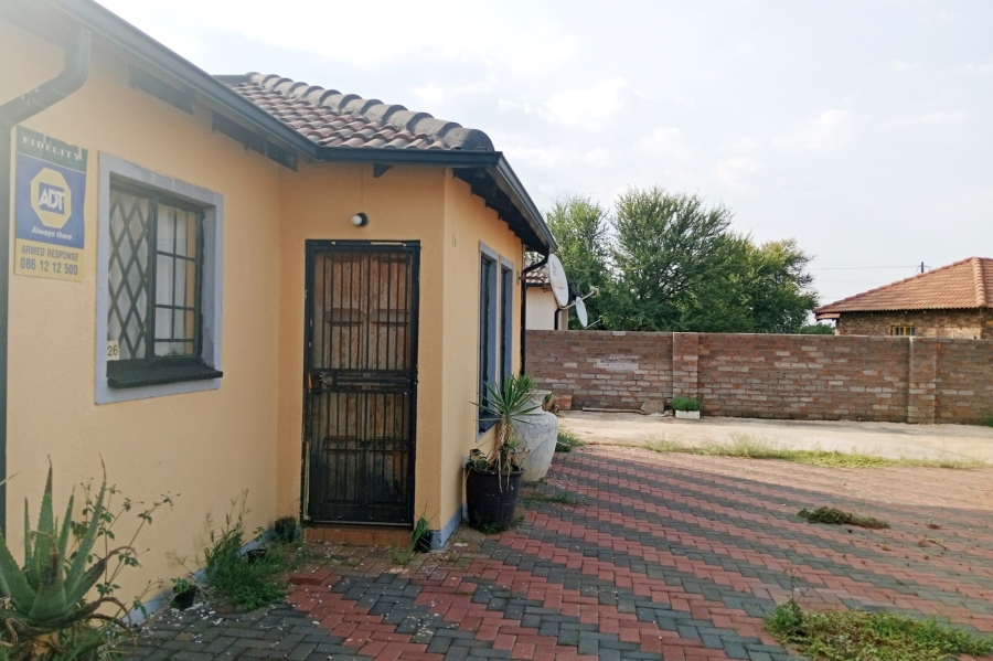 To Let 3 Bedroom Property for Rent in The Orchards Gauteng