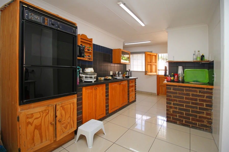 5 Bedroom Property for Sale in Bloubosrand Gauteng