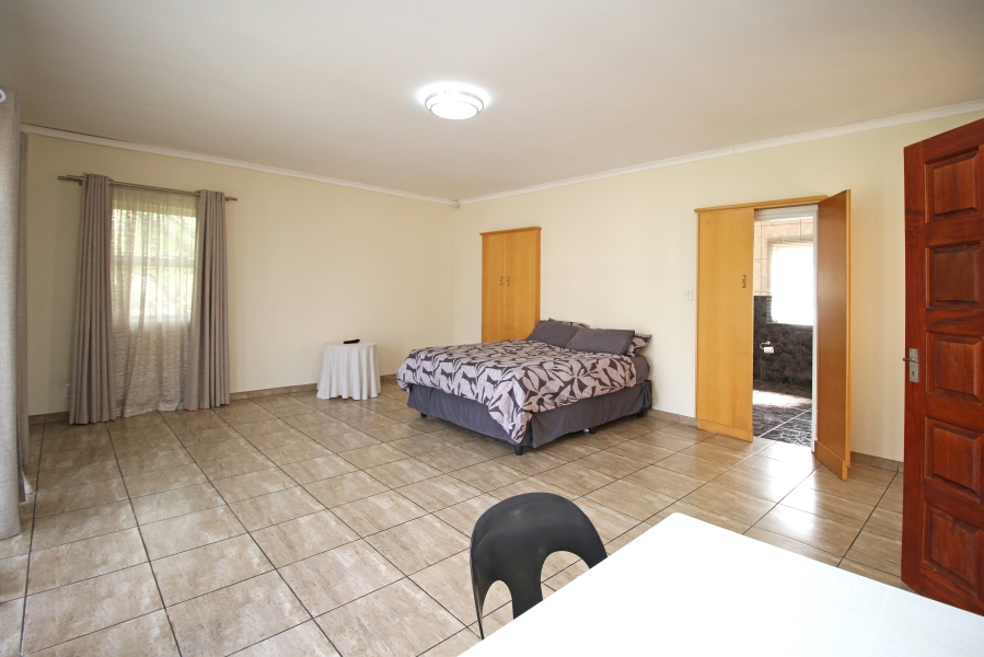5 Bedroom Property for Sale in Bloubosrand Gauteng
