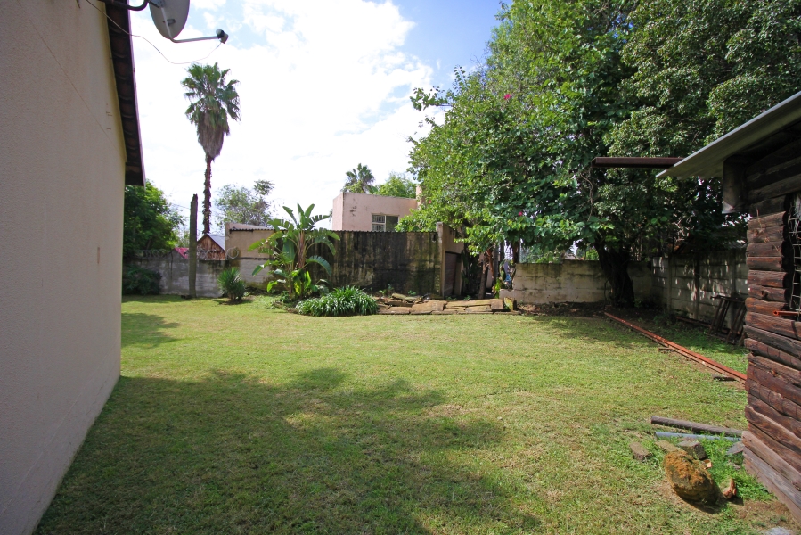 5 Bedroom Property for Sale in Bloubosrand Gauteng