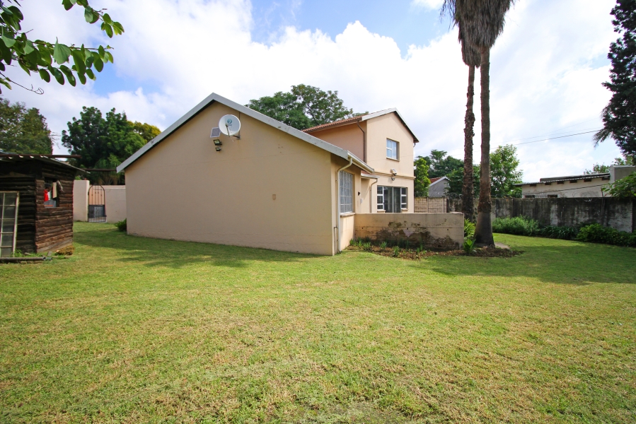 5 Bedroom Property for Sale in Bloubosrand Gauteng