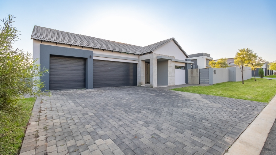 4 Bedroom Property for Sale in Midstream Meadows Gauteng
