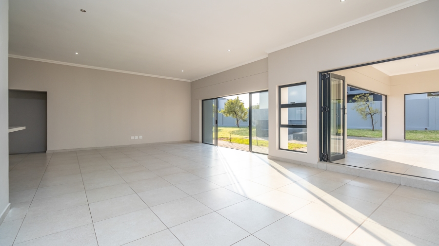 4 Bedroom Property for Sale in Midstream Meadows Gauteng