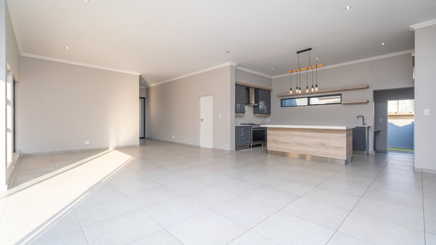 4 Bedroom Property for Sale in Midstream Meadows Gauteng