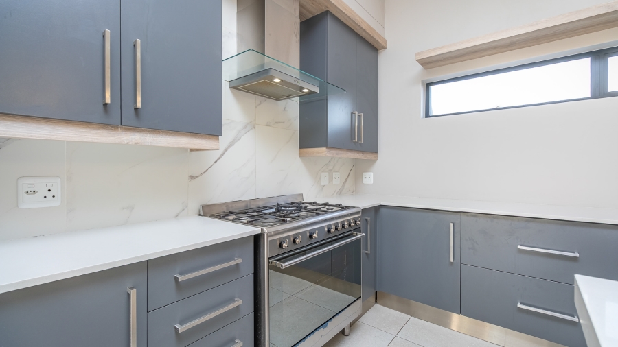 4 Bedroom Property for Sale in Midstream Meadows Gauteng