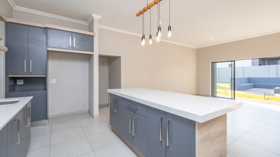 4 Bedroom Property for Sale in Midstream Meadows Gauteng