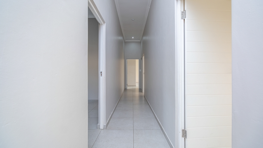 4 Bedroom Property for Sale in Midstream Meadows Gauteng
