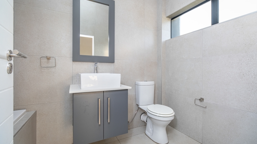 4 Bedroom Property for Sale in Midstream Meadows Gauteng