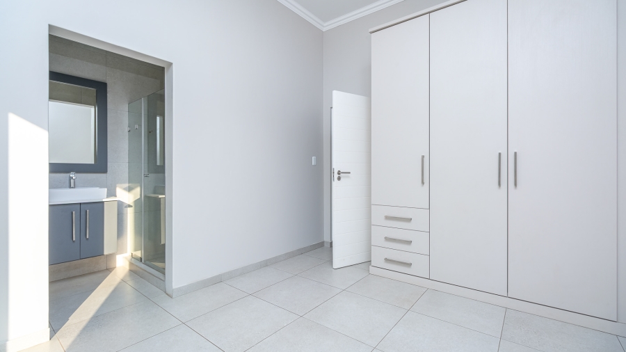 4 Bedroom Property for Sale in Midstream Meadows Gauteng