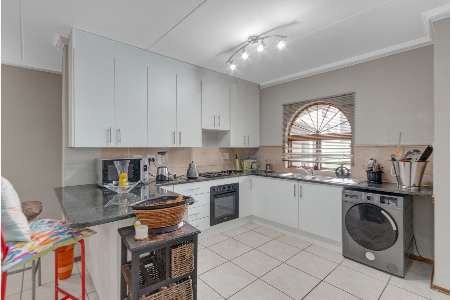 3 Bedroom Property for Sale in North Riding Gauteng